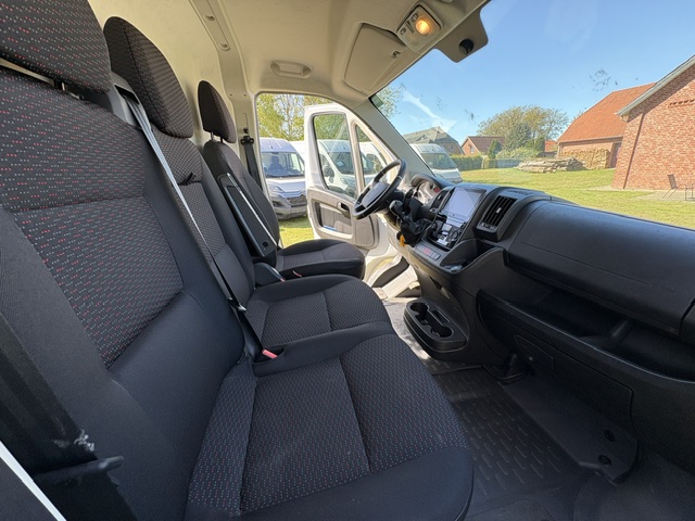 
								Citroën 35 L4H2 Control Heavy Blu *NAVI*DAB 1321 full									
